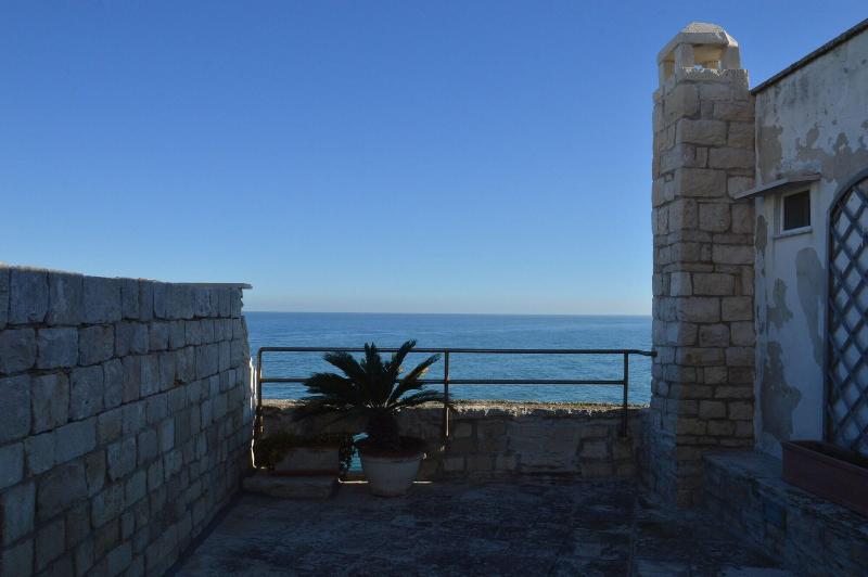 S. Martin Hotel image