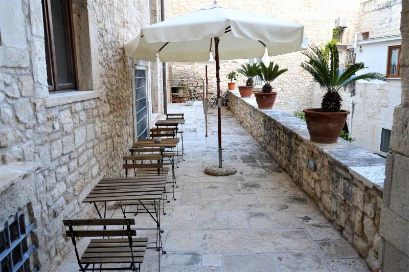 S. Martin Hotel image