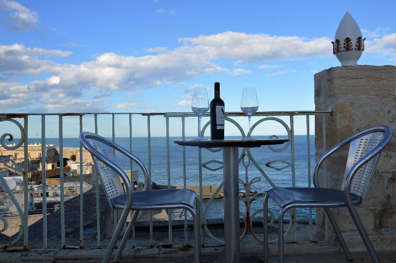 S. Martin Hotel image