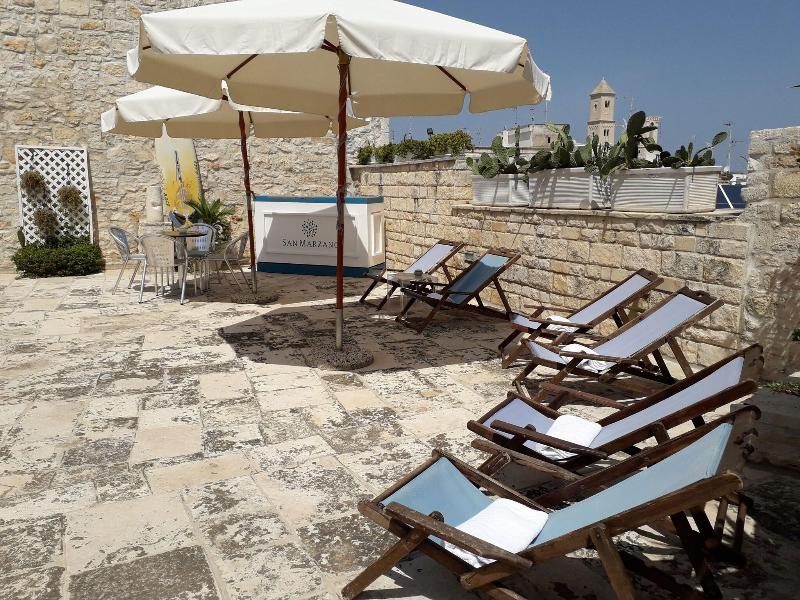 S. Martin Hotel image