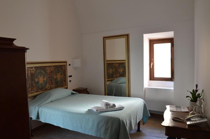 S. Martin Hotel image