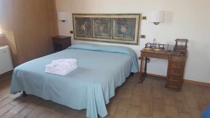 S. Martin Hotel image