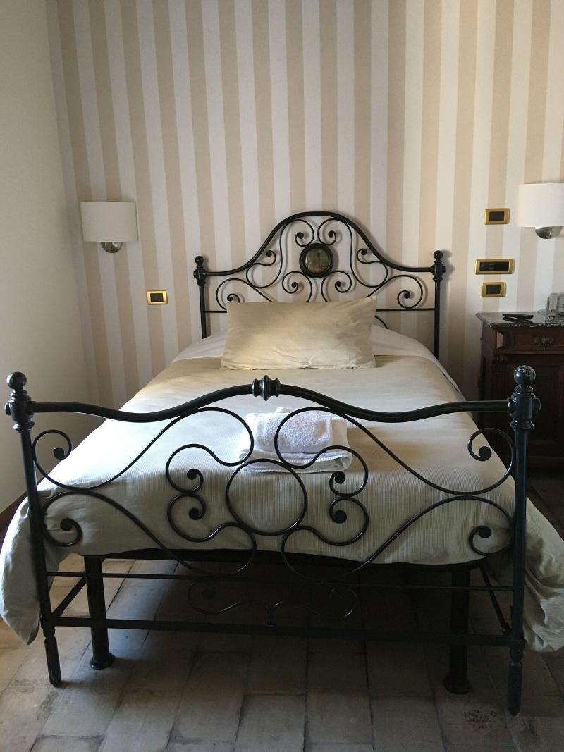 S. Martin Hotel image