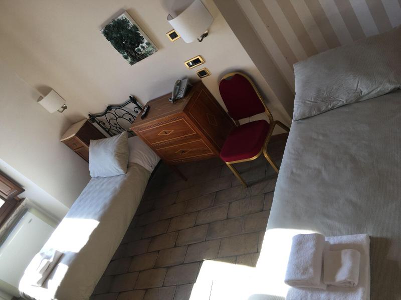 S. Martin Hotel image