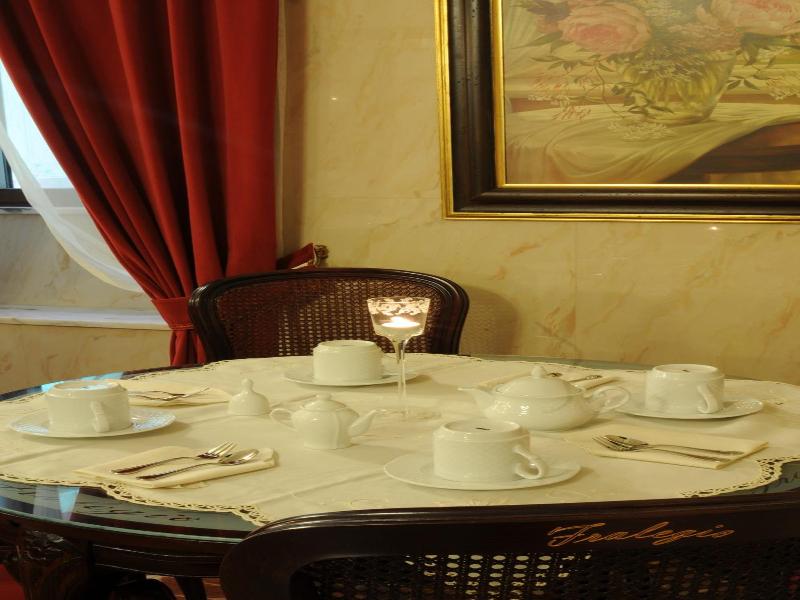 Hotel Villa Maria image
