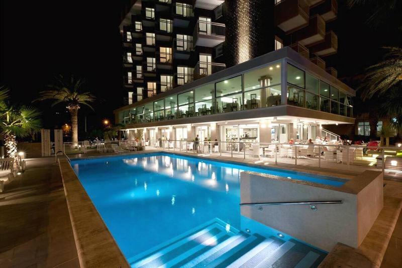 Hotel Eden image