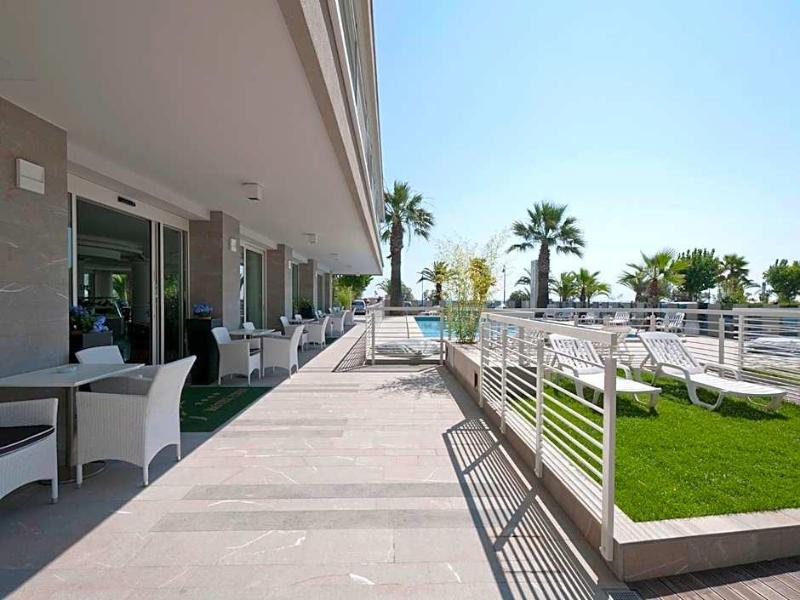 Hotel Eden image