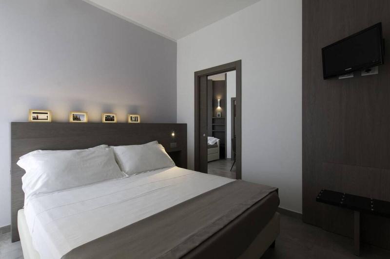 Hotel Eden image