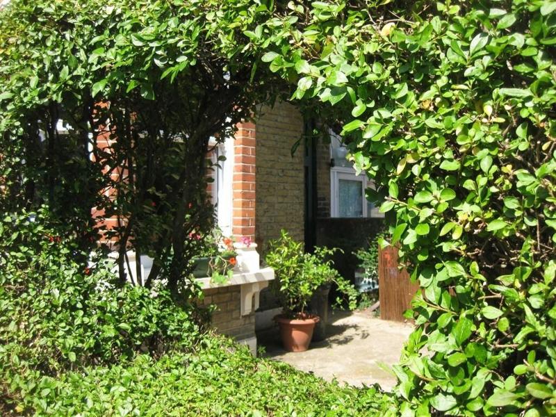 Grove Guest House image
