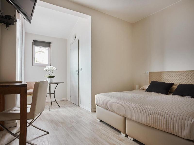 Albergo Sole image