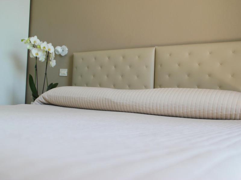 Albergo Sole image