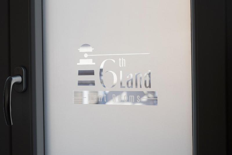 6thLand - Rent Rooms  La Spezia image
