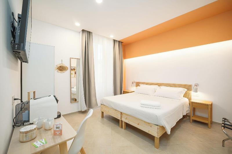 6thLand - Rent Rooms  La Spezia image