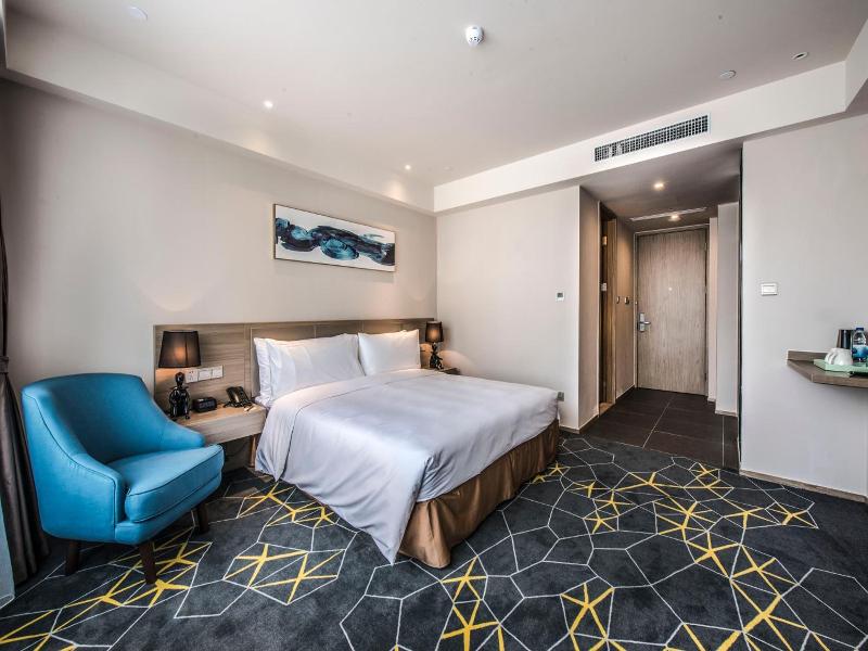 Q-Box Hotel Shanghai Nanqiao image