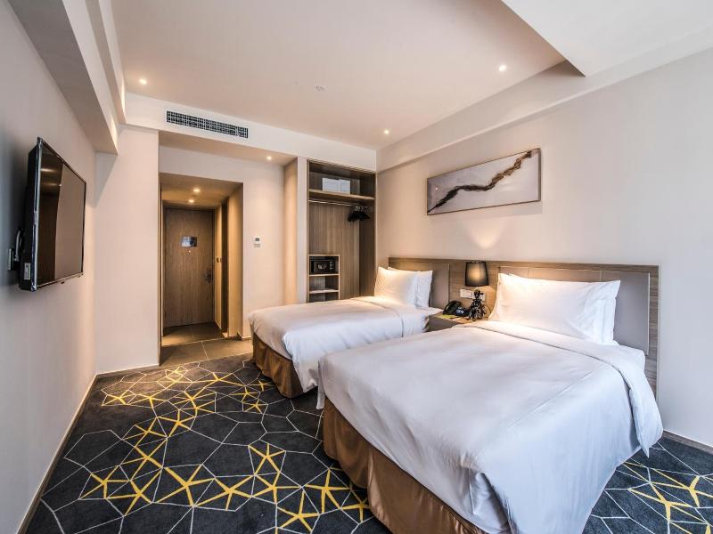 Q-Box Hotel Shanghai Nanqiao image