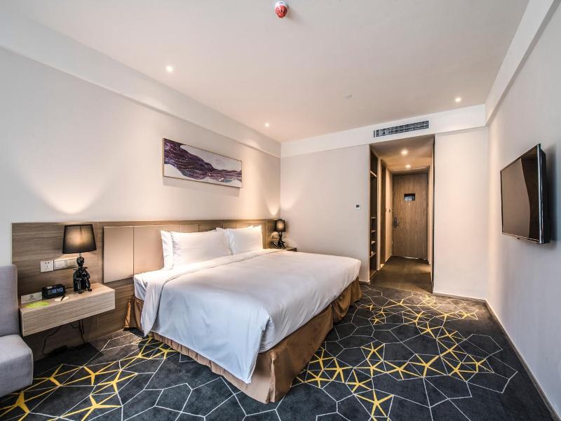 Q-Box Hotel Shanghai Nanqiao image