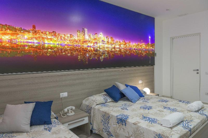 Hotel America image