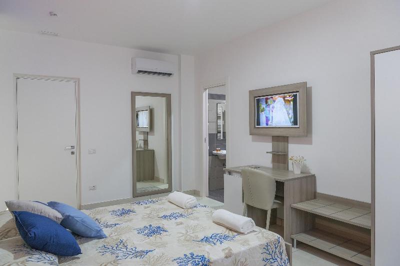 Hotel America image