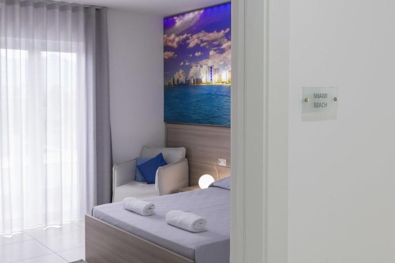 Hotel America image
