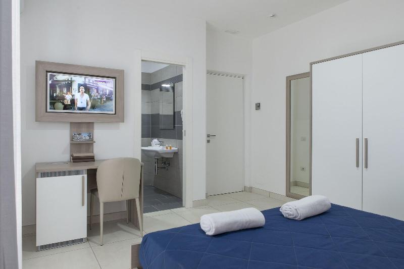 Hotel America image