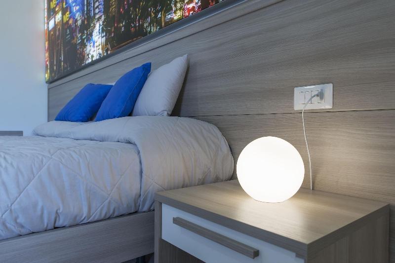 Hotel America image