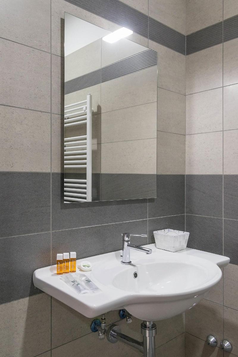 Hotel America image