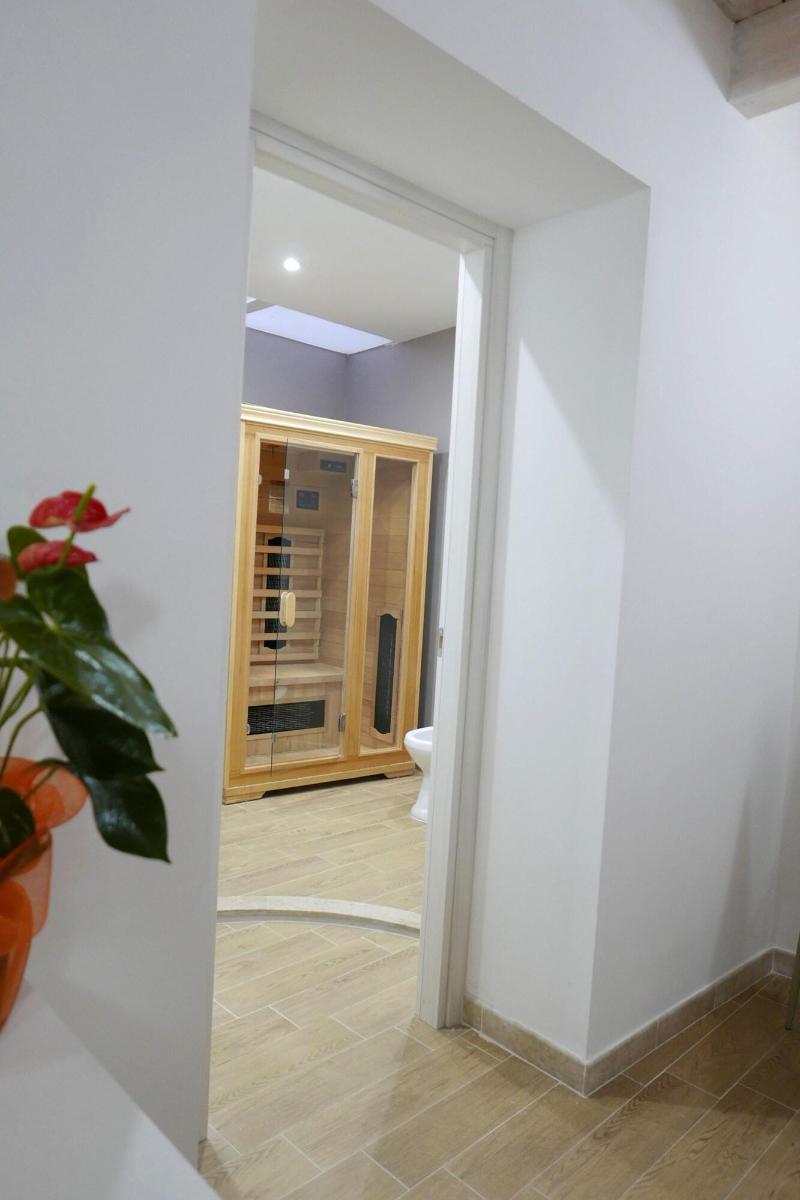 Opera Boutique Rooms image