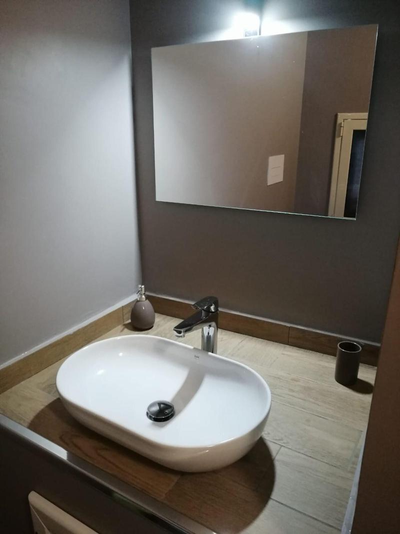 Opera Boutique Rooms image