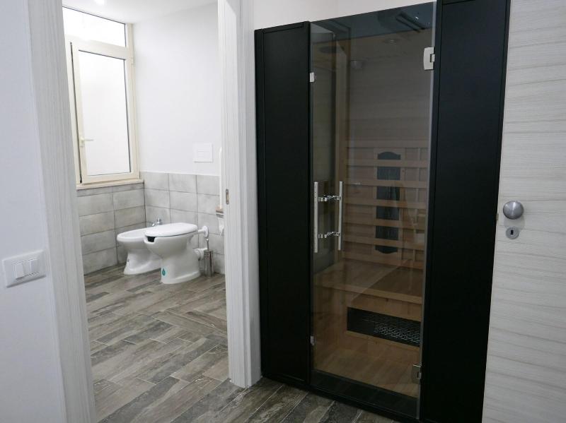 Opera Boutique Rooms image