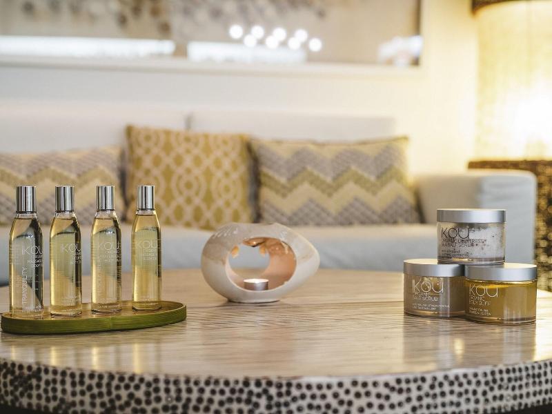 Sea Temple Port Douglas Luxury Apartments image