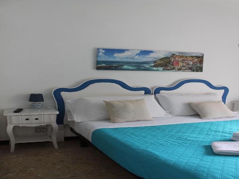 Dreaming Rooms image