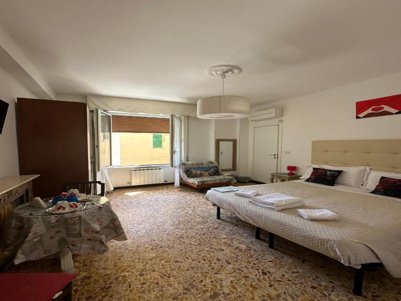 Dreaming Rooms image