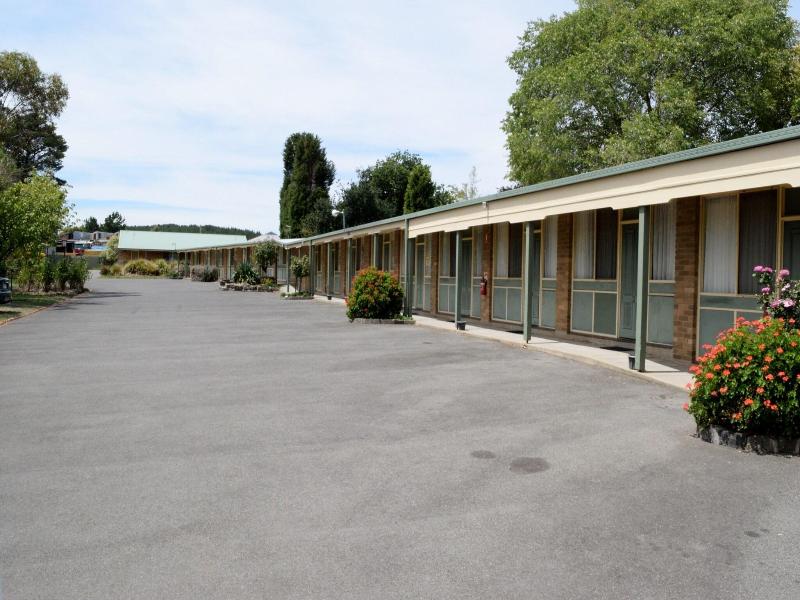 Eureka Lodge Motel image