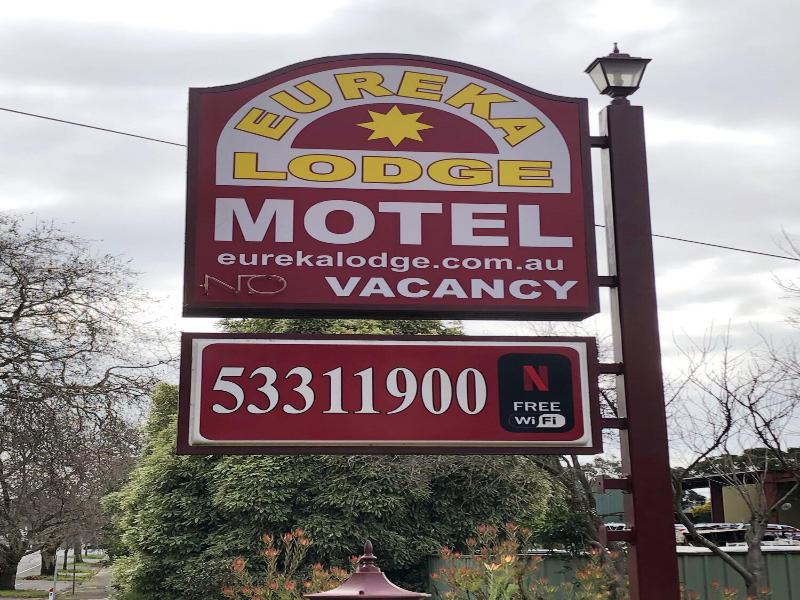 Eureka Lodge Motel image
