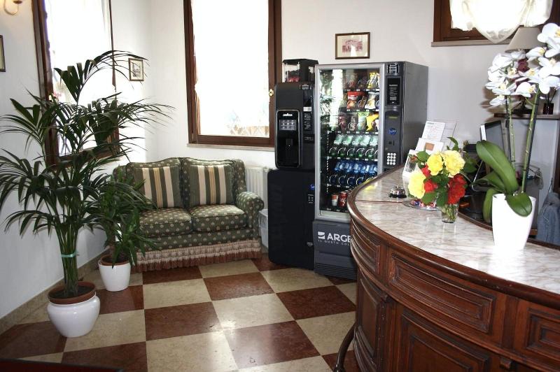 Albergo Italia image