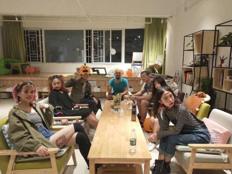 Phoenix Egg Youth Hostel image