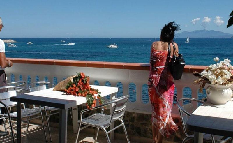 Hotel Esperia image
