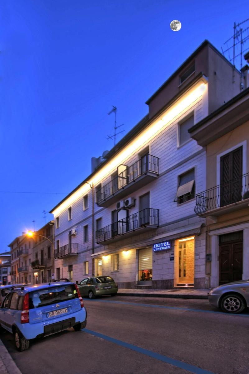 Hotel Centrale image