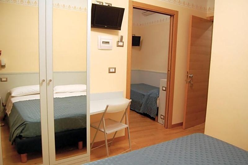 Hotel Centrale image