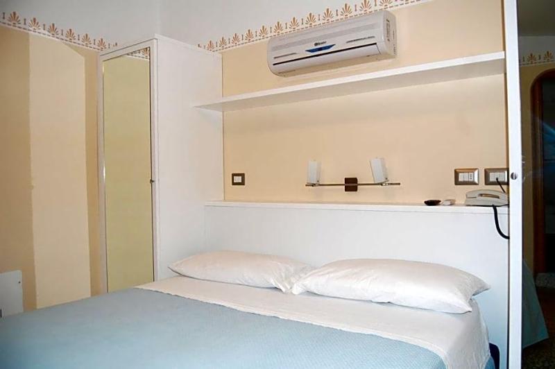 Hotel Centrale image