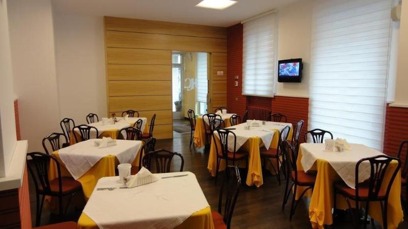 Hotel Centrale image
