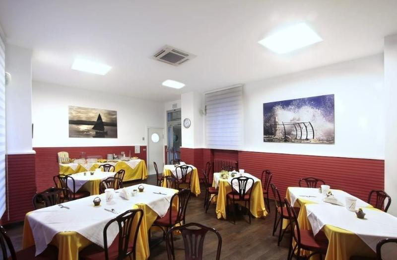 Hotel Centrale image