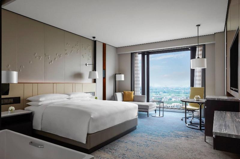 Shanghai Marriott Hotel Pudong South image