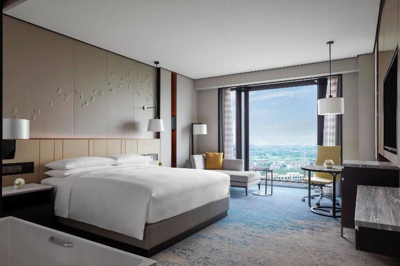 Shanghai Marriott Hotel Pudong South image