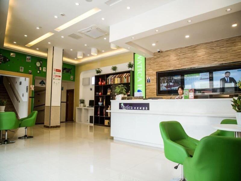 Vatica Shanghai Pudong New District Dishuilake Hot image