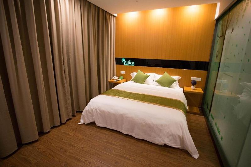 Vatica Shanghai Pudong New District Dishuilake Hot image