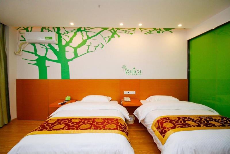 Vatica Shanghai Pudong New District Dishuilake Hot image