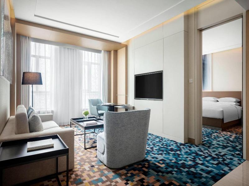 Courtyard By Marriott Shanghai Minhang image