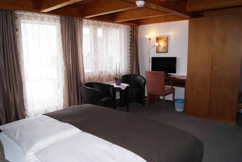 Hotel Bellevue Bären image