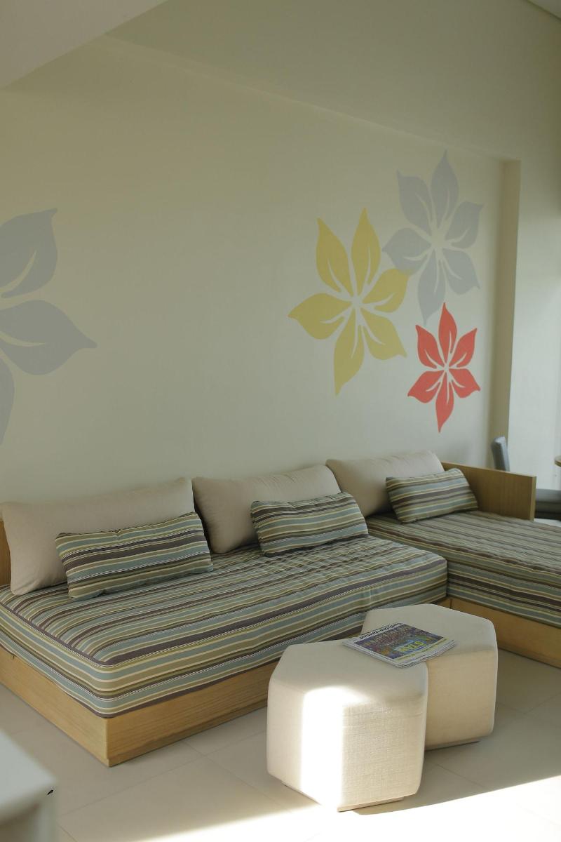 Costa Pacifica image